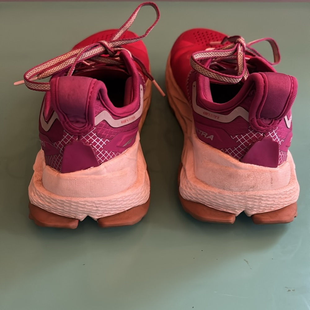 Altra Olympus 5 trail running shoe size 6.5 - Picture 5 of 9